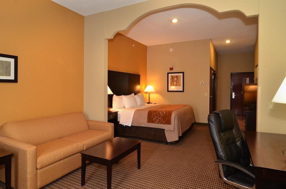 Comfort Inn & Suites Burnet Exterior photo