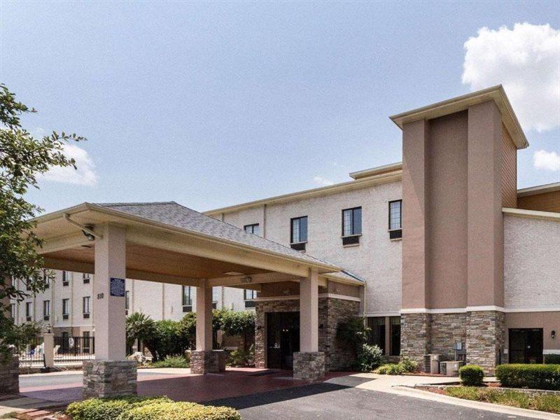 Comfort Inn & Suites Burnet Exterior photo
