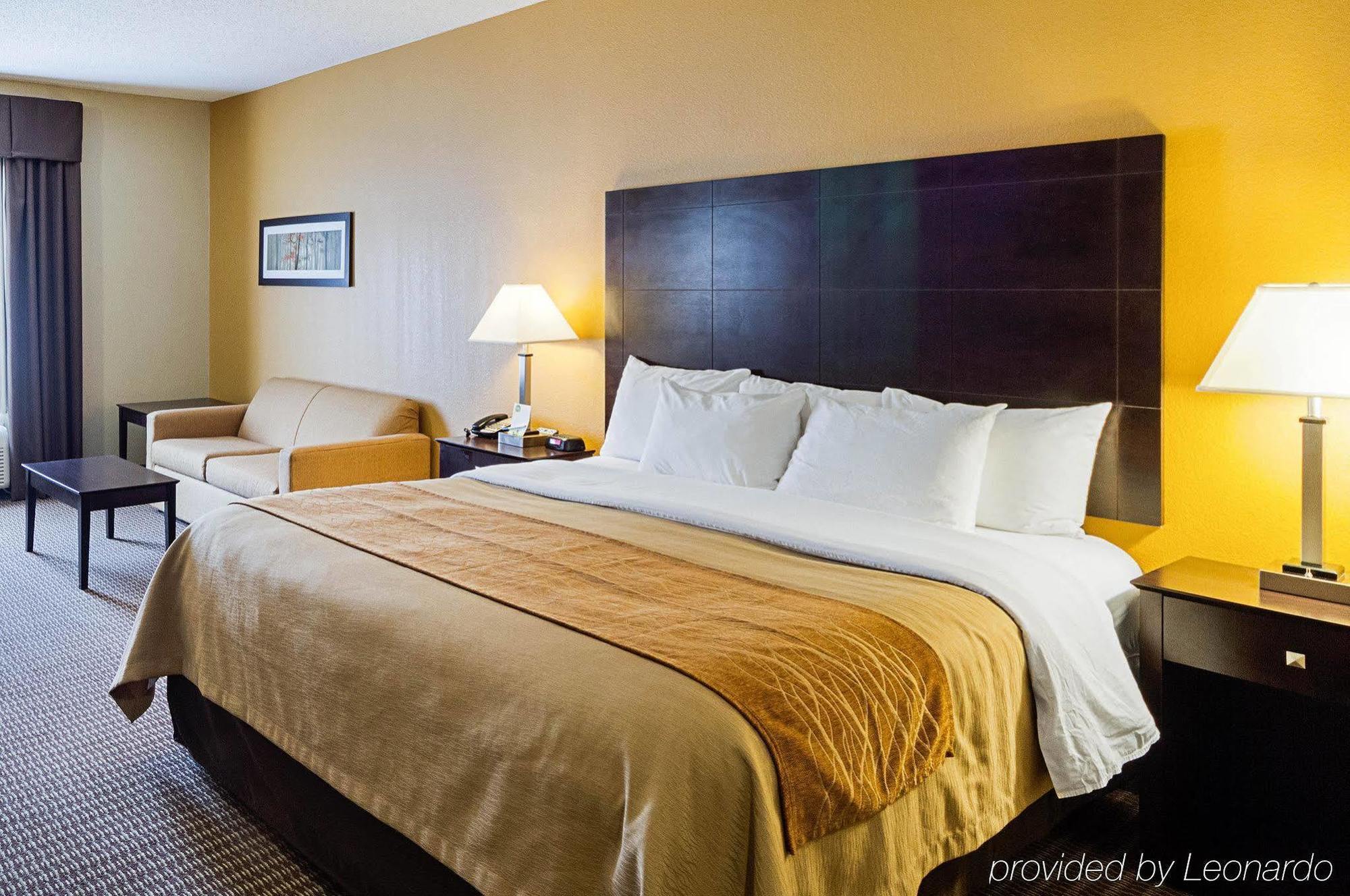 Comfort Inn & Suites Burnet Exterior photo